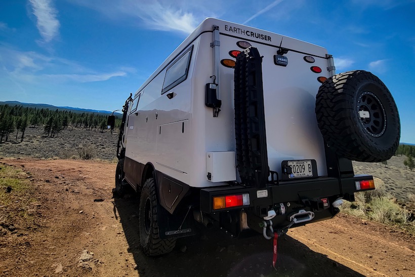Earthcruiser, expedition vehicles, overland rigs, off-road rigs, global expedition vehicles, over land, overlanding, overland, off-road, off-roading, vehicle supported adventure, 